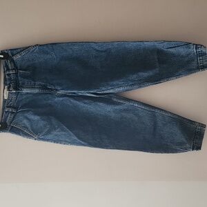 Abercrombie & Fitch Ultra High Rise Tapered Hem Jean Pants sz 29/8